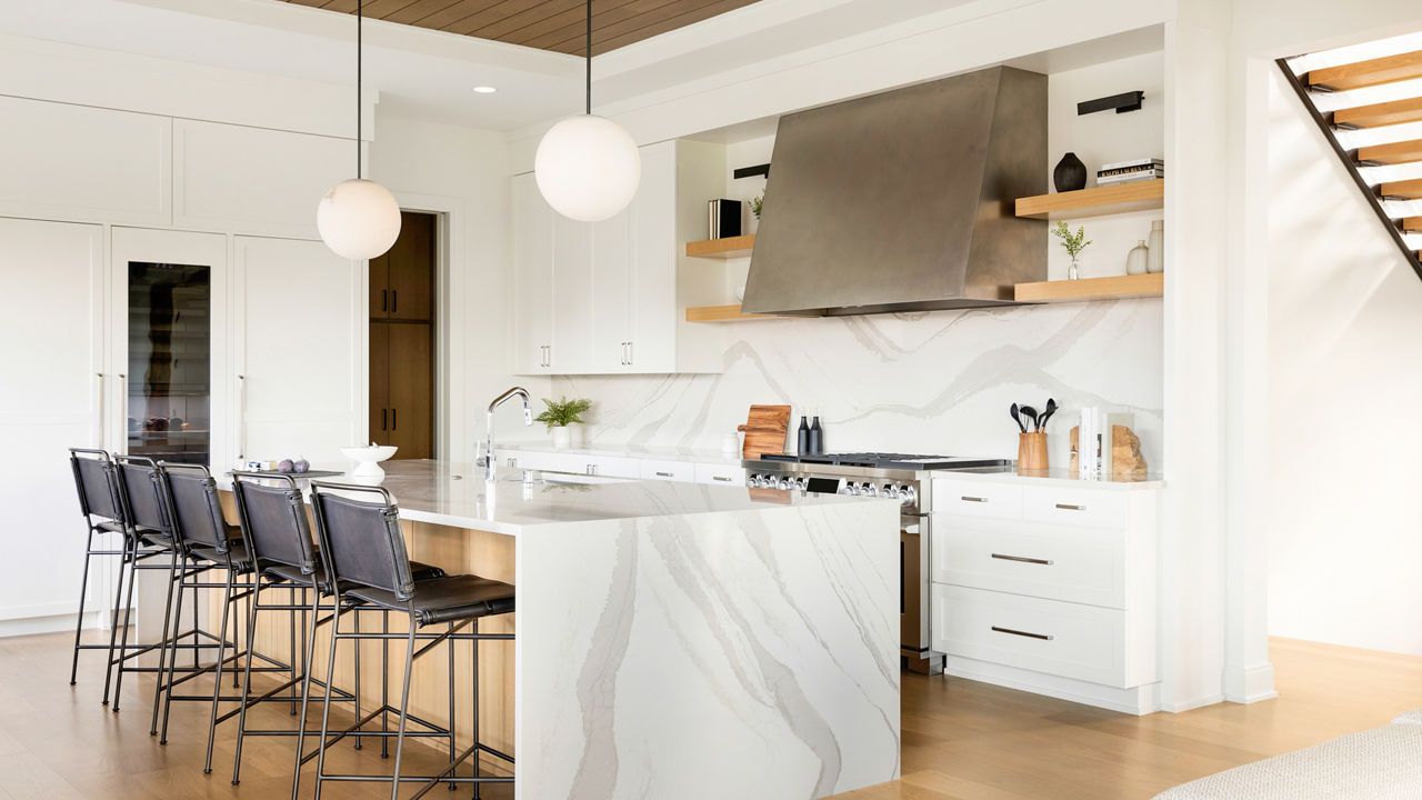 Take a Tour of This Stunning Brittanicca Warm Kitchen