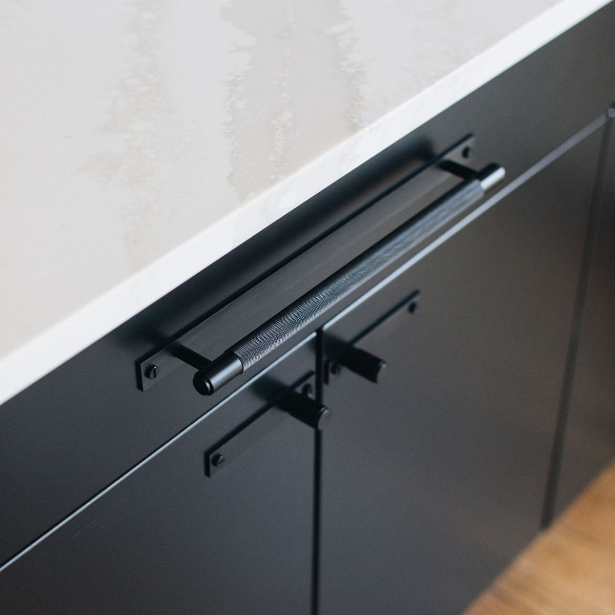 A close up of Cambria Brittanicca Warm Matte™ Countertops.