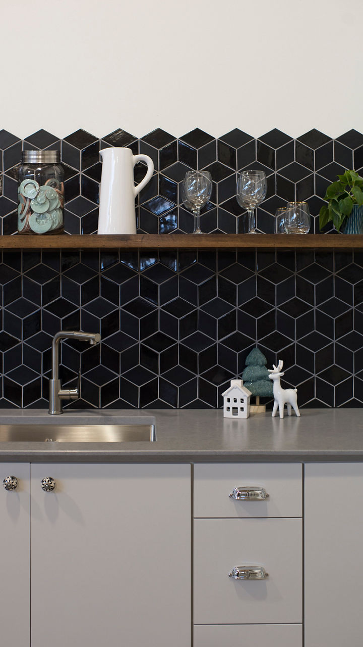 Carrick quartz countertops in a breakroom