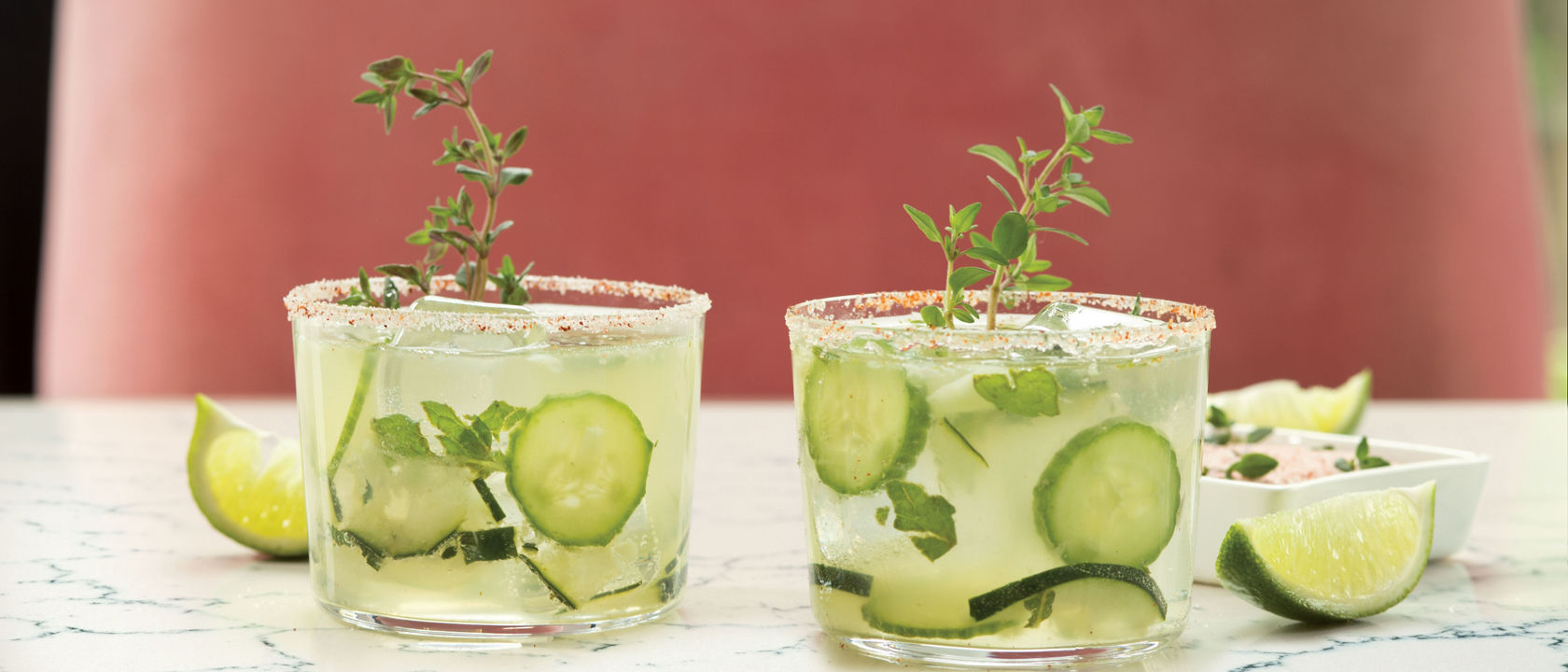 Cucumber margarita sitting on Cambria Ruxley™ quartz countertops.