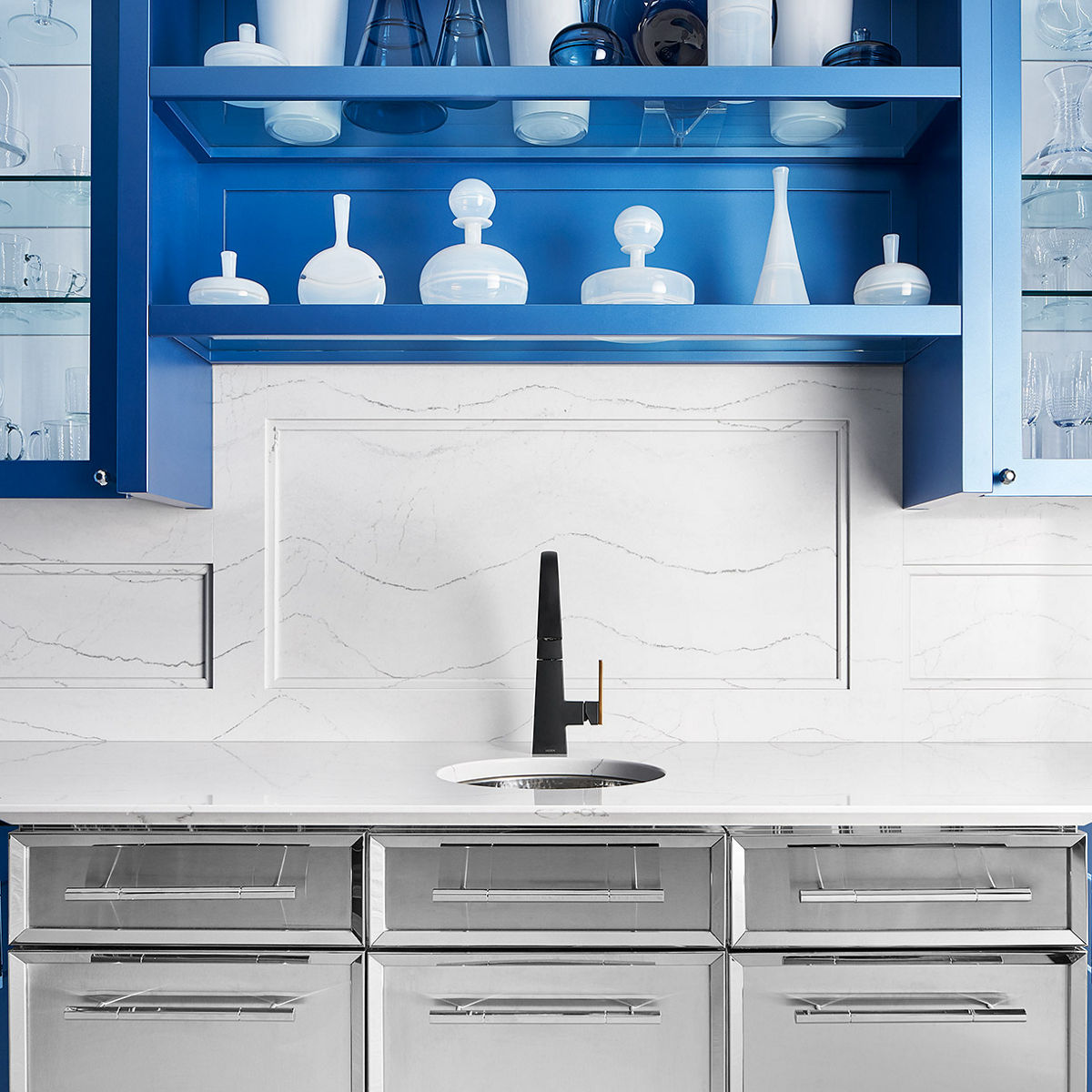 Cambria Ella quartz backsplash and countertops in Lake Forest Showhouse butler's pantry