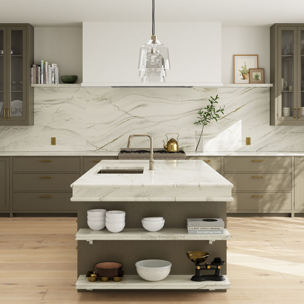 Cambria Inverness quartz kitchen backsplash and Everleigh quartz island countertop