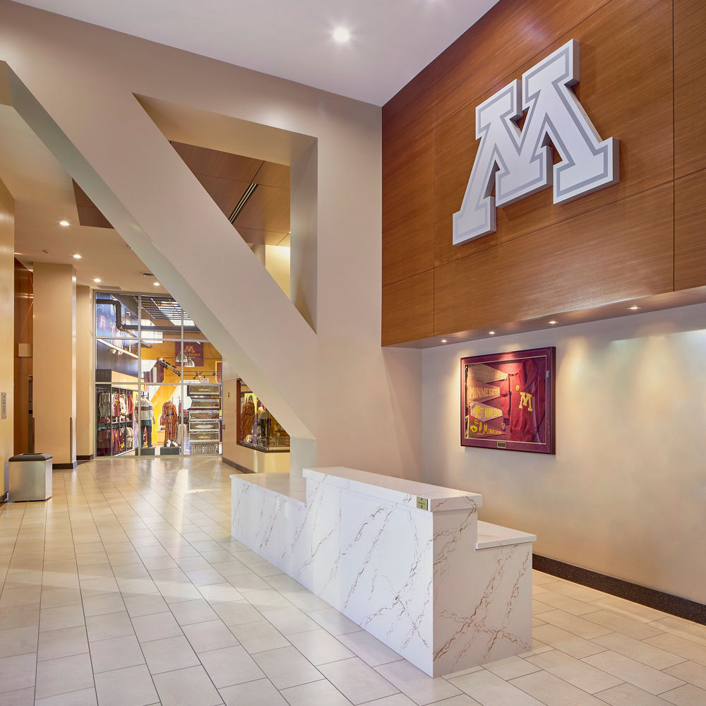 Huntington Bank reception desk