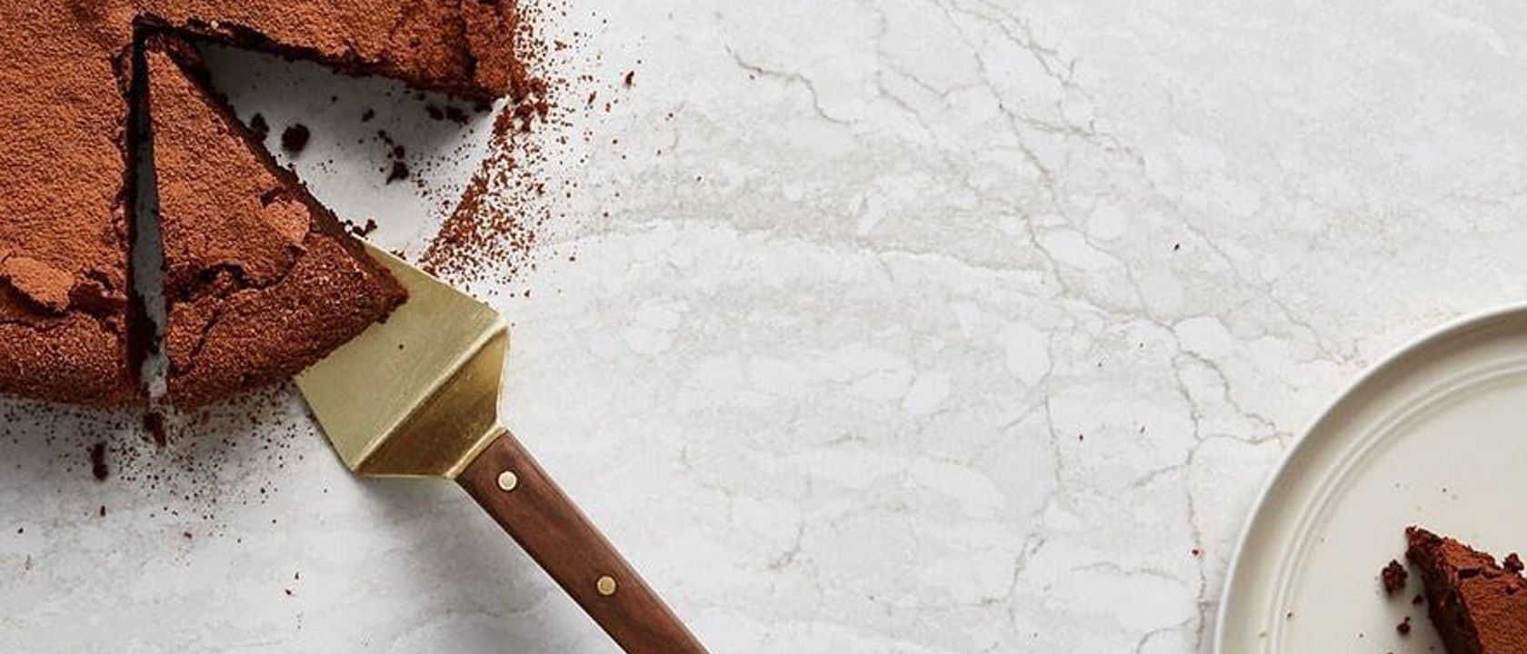 a close up view of Cambria's Ironsbridge quartz countertops.