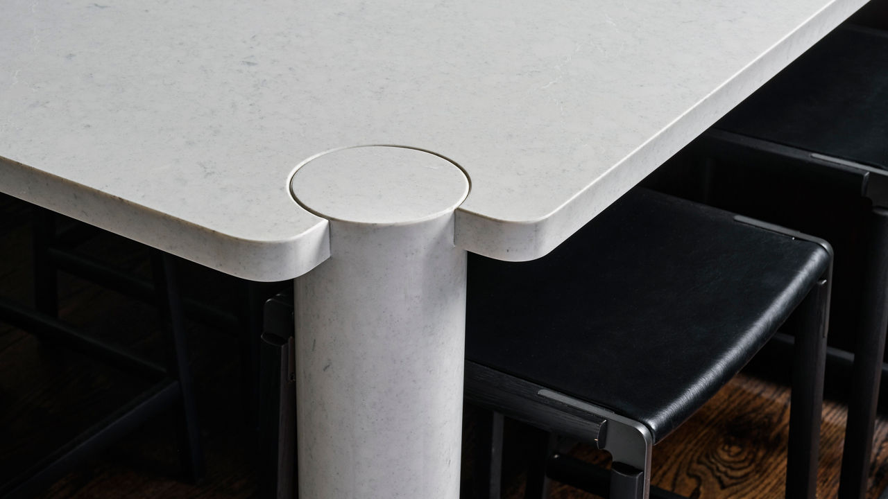 A closeup of the corner of a Cambria Malvern tabletop