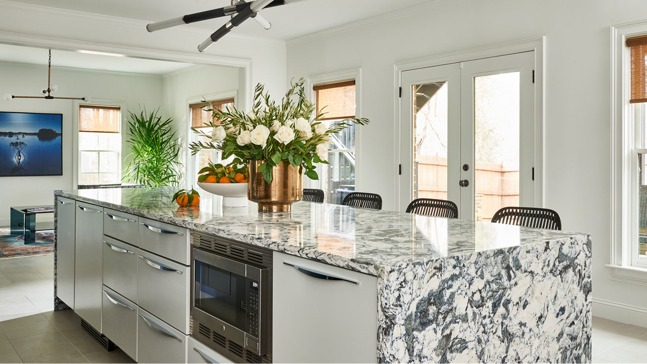 Cambria Mayfair quartz kitchen island countertop