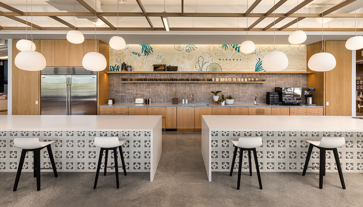 Minnesota Snow and Pikes Peak quartz countertops in Gensler Miami Office breakroom