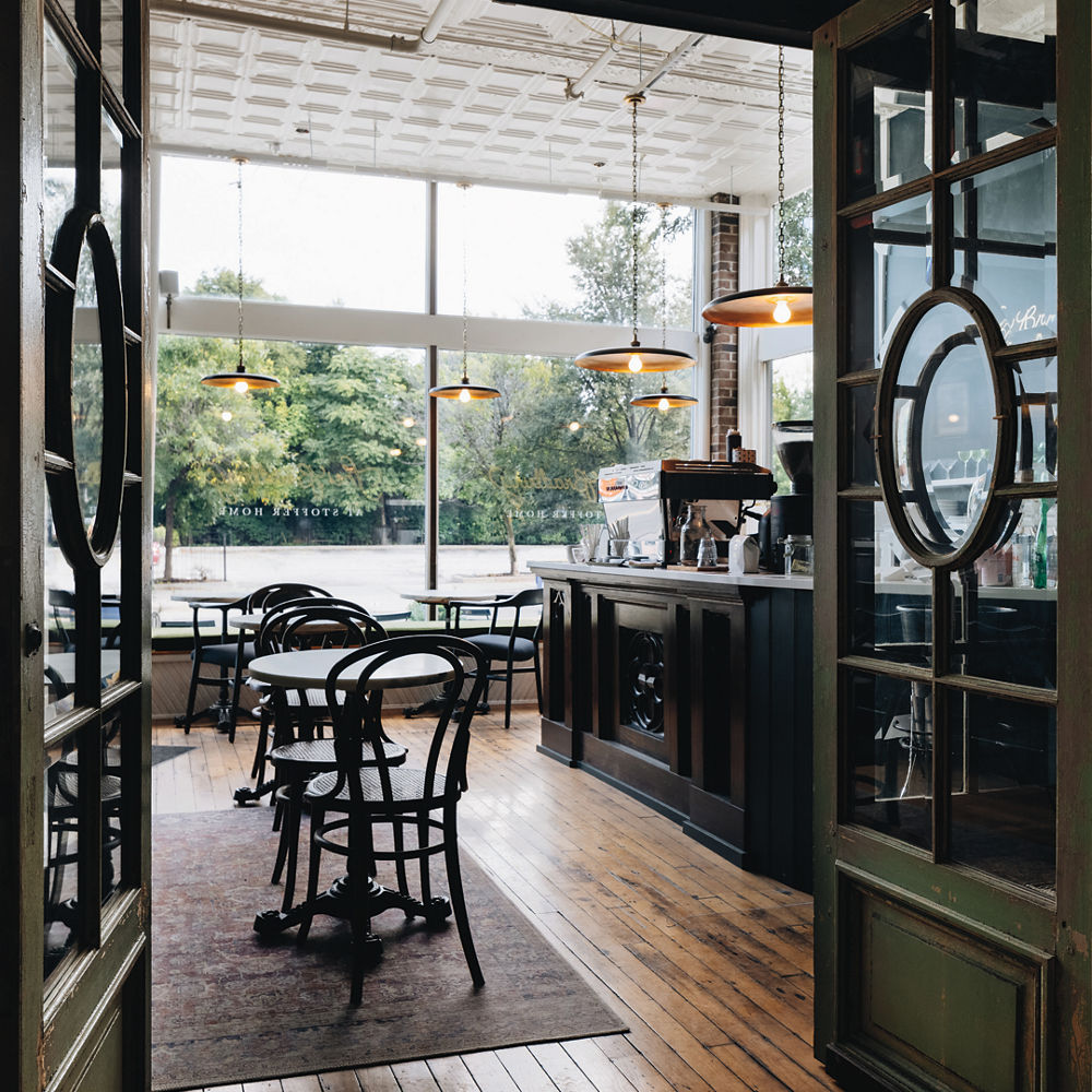 Smithfield-Coffee-Bar-Jon-Stoffer-Jean-cs26-001-24