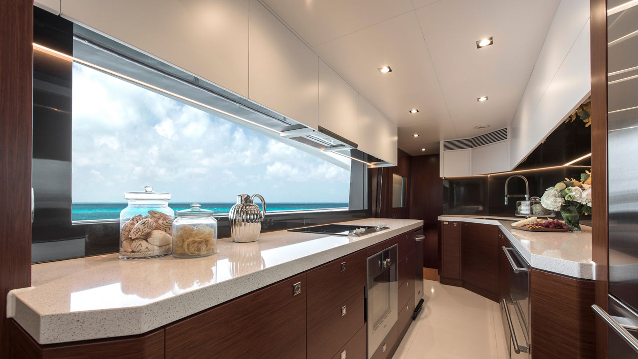snowdon-white-kitchen-yacht-001-20.jpg