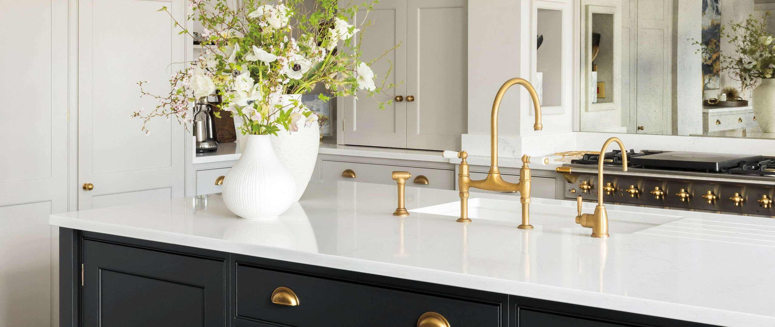 weybourne black and white kitchen